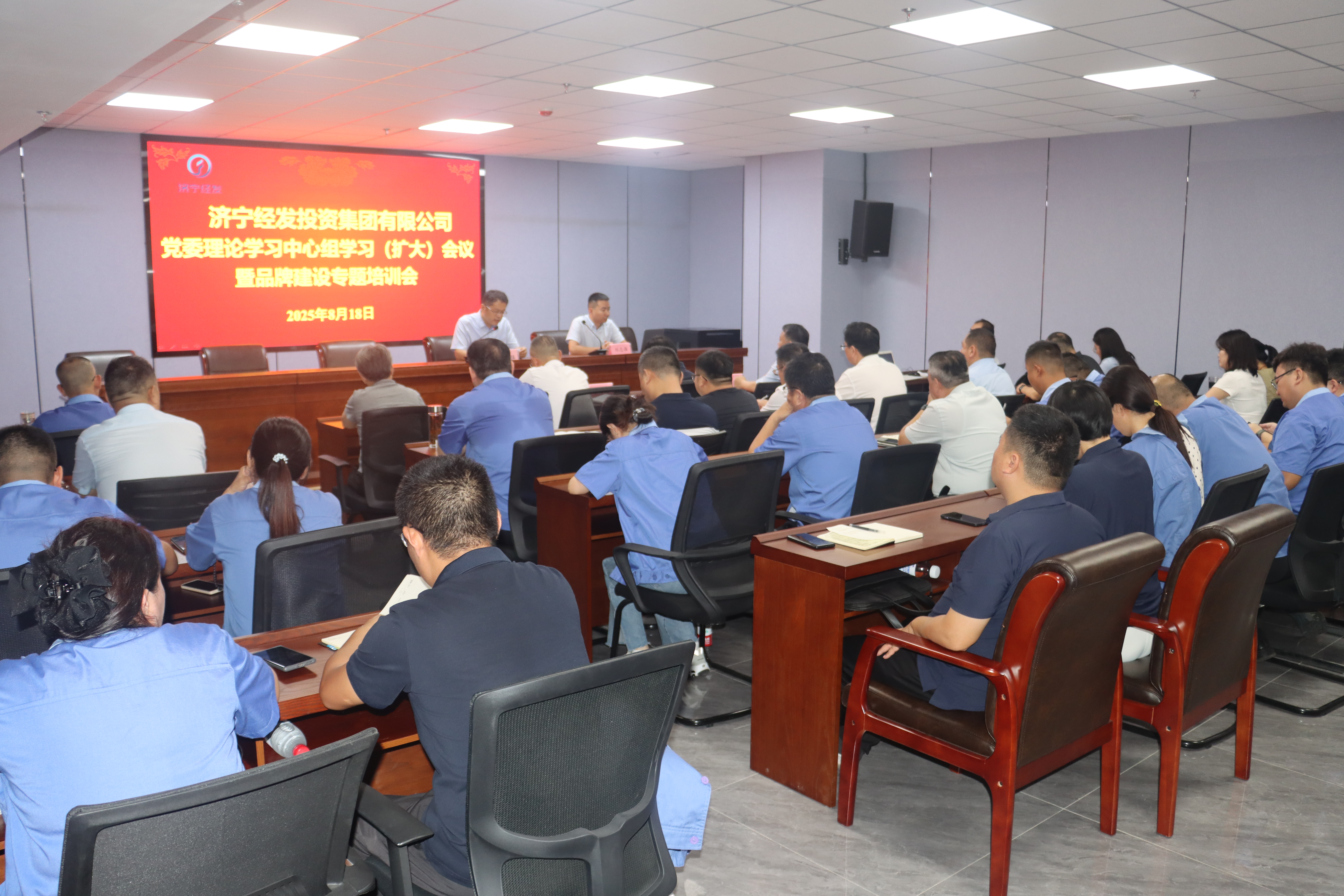 0cd2b91e2fd4657b5bb9a7b86fe02737.jpg 0cd2b91e2fd4657b5bb9a7b86fe02737.jpg